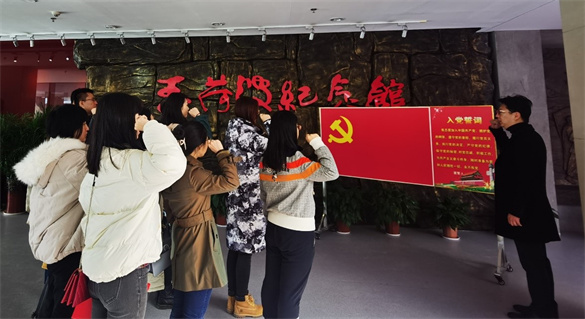 c519e023f6d0ca93a4dc5a302077a26.jpg